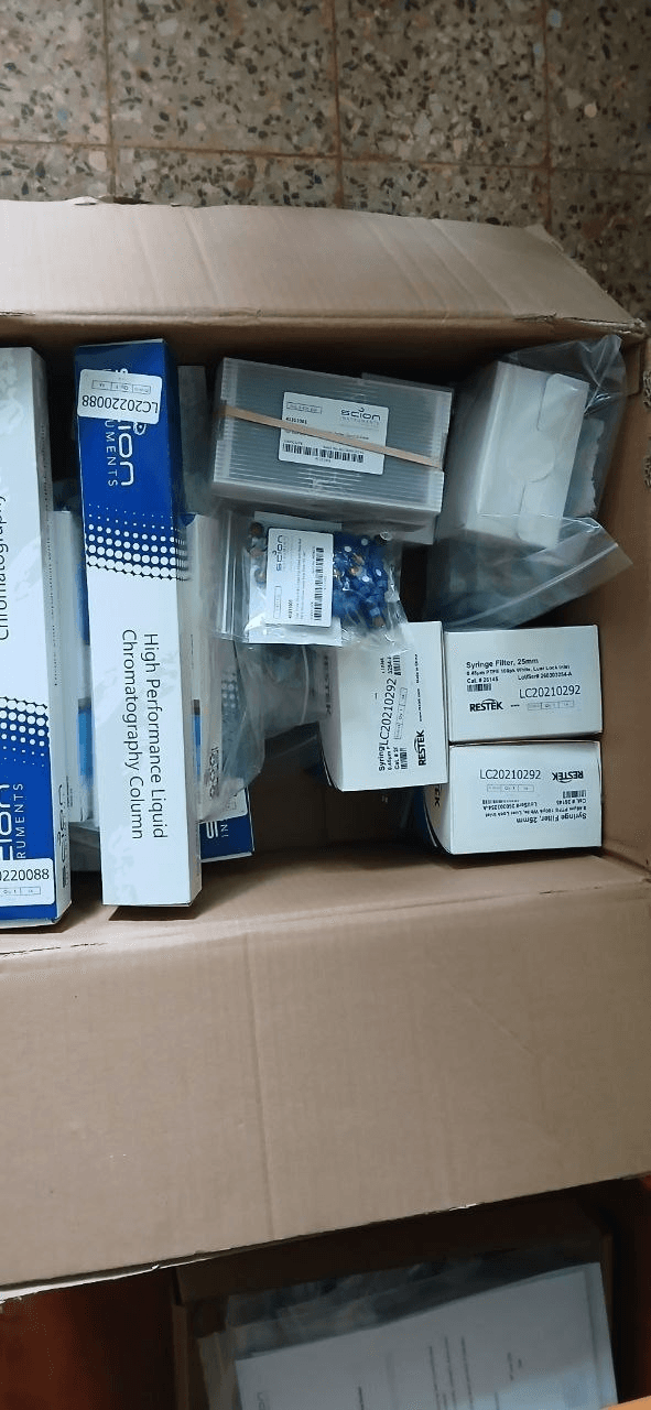 Boxed HPLC consumables delivered with the system